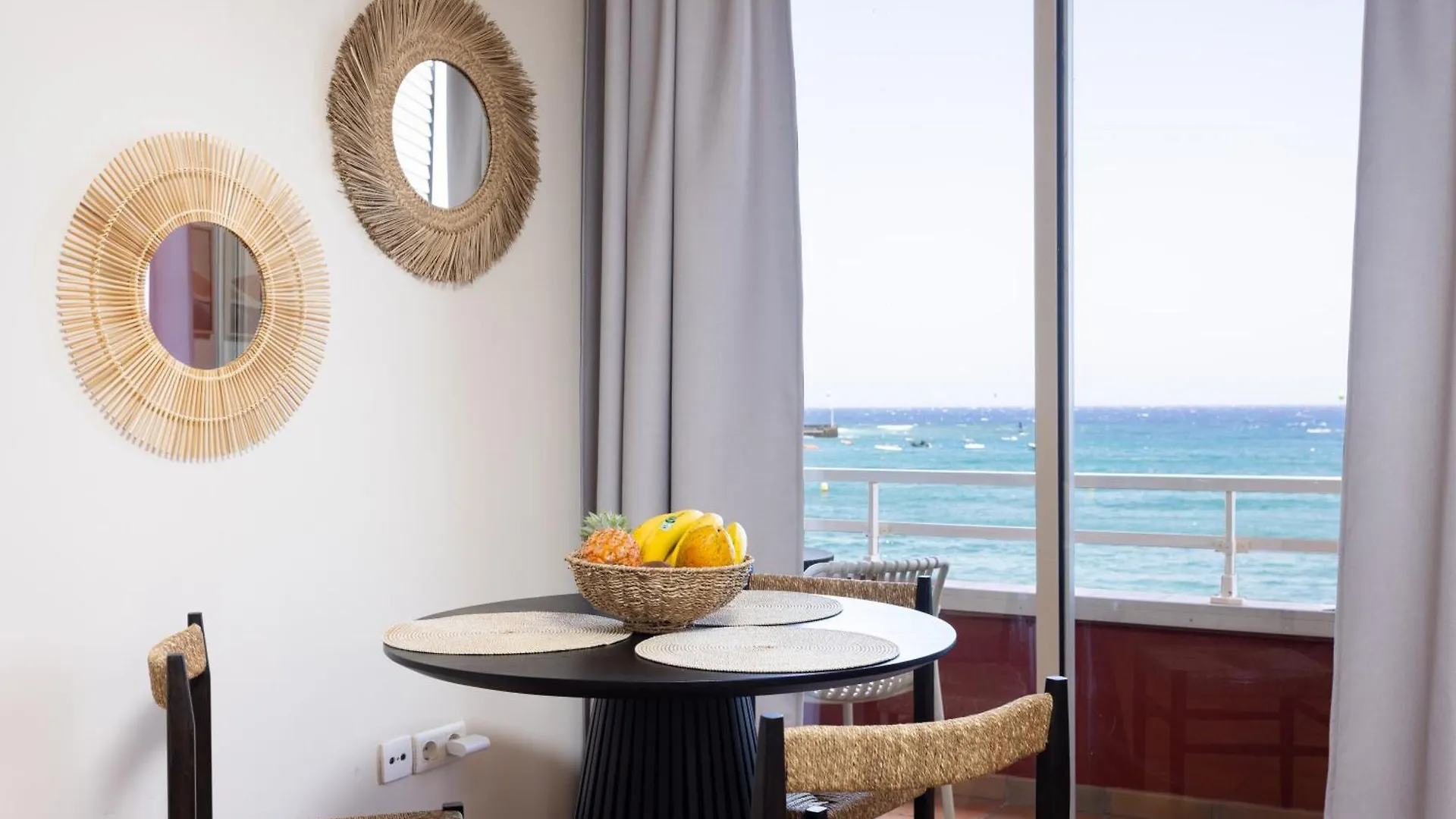 Διαμέρισμα Amazing Beachfront Property Casa Corina I Ελ Μέντανο
