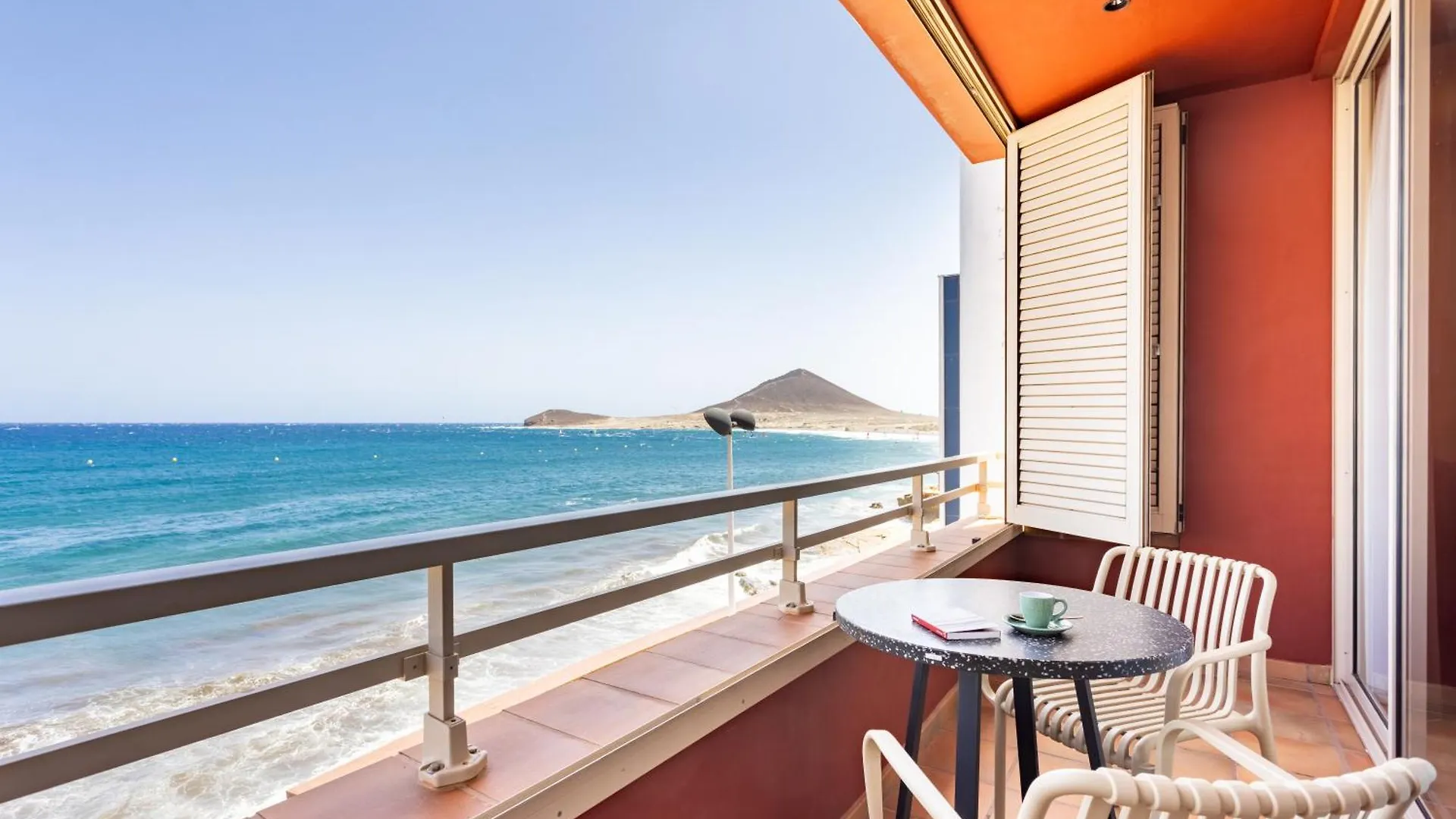 Amazing Beachfront Property Casa Corina I Ελ Μέντανο 0*,  Ισπανία
